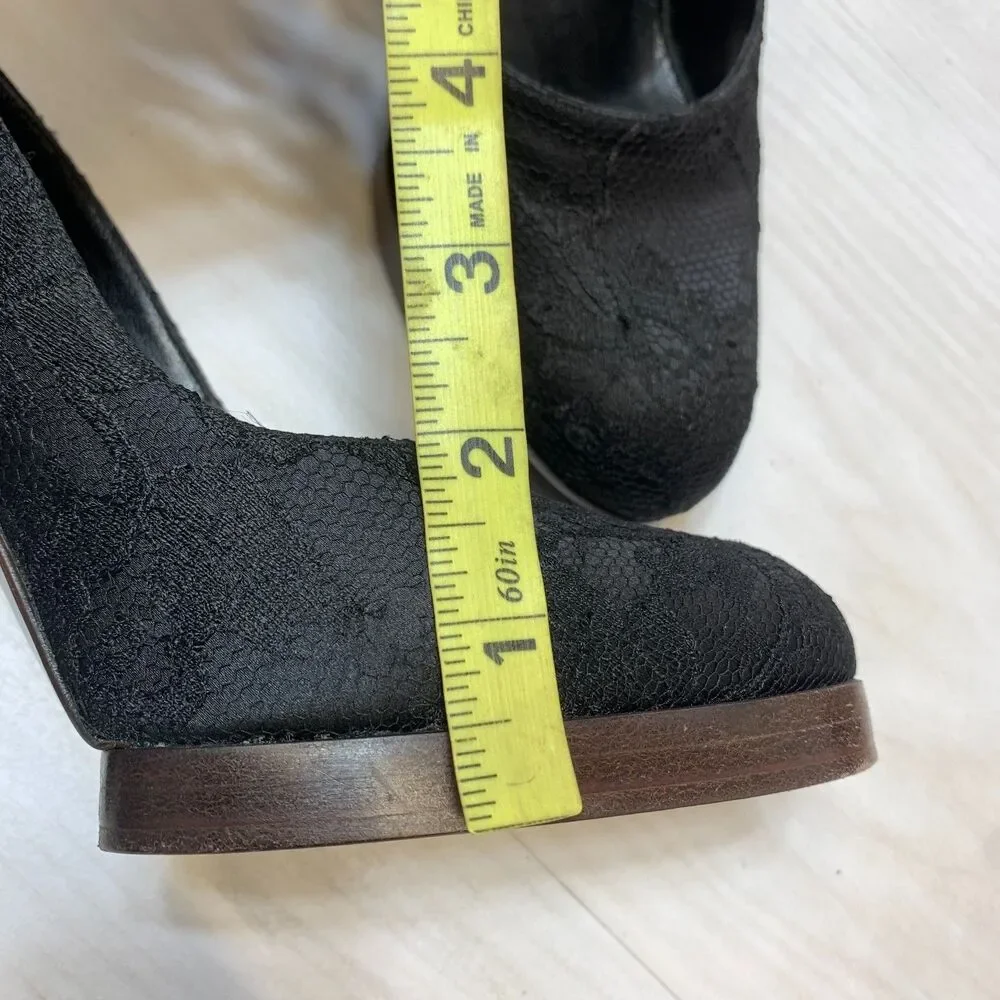 Gucci platform pumps